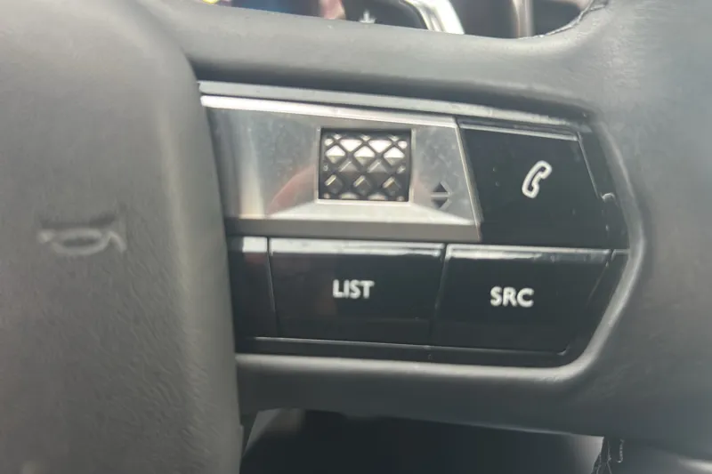 Image secondaire du véhicule 25