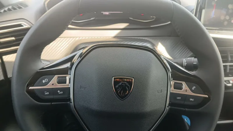 Image secondaire du véhicule 22