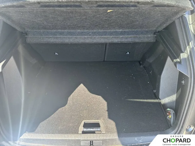 Image secondaire du véhicule 9