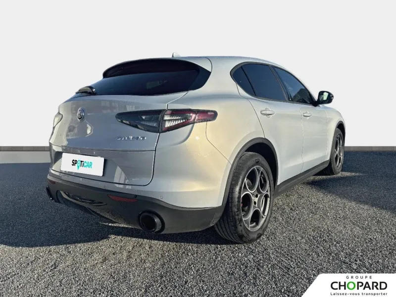 Image secondaire du véhicule 9