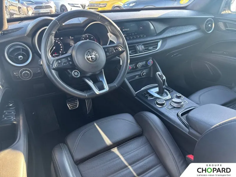 Image secondaire du véhicule 11