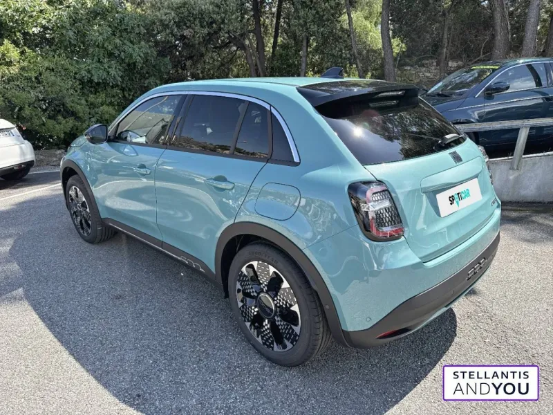 Image secondaire du véhicule 8