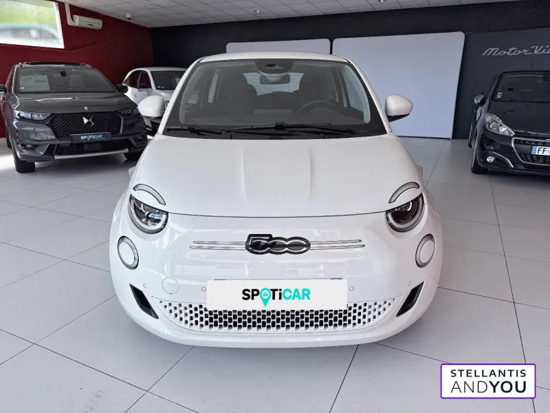 Image secondaire du véhicule 3