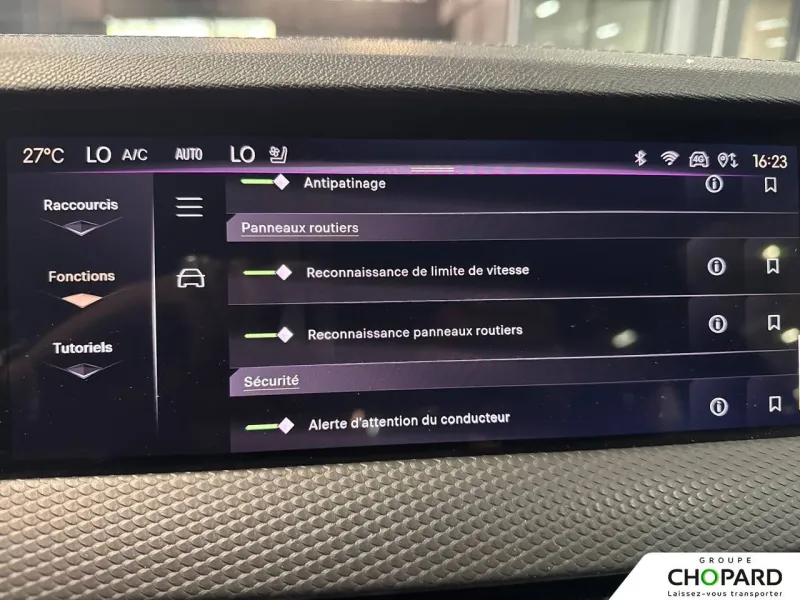 Image secondaire du véhicule 25
