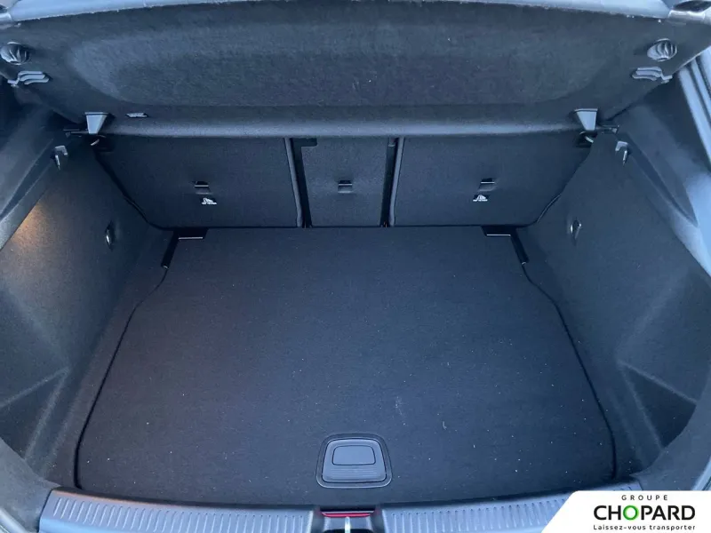 Image secondaire du véhicule 9