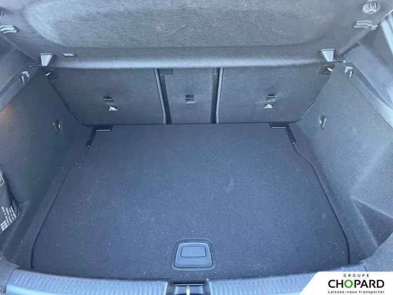 Image secondaire du véhicule 9