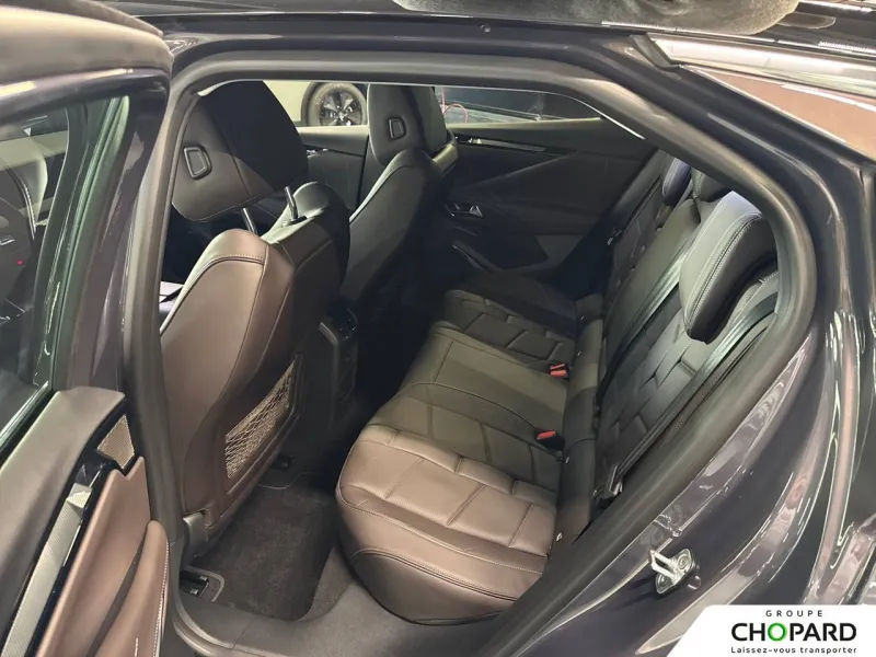 Image secondaire du véhicule 11