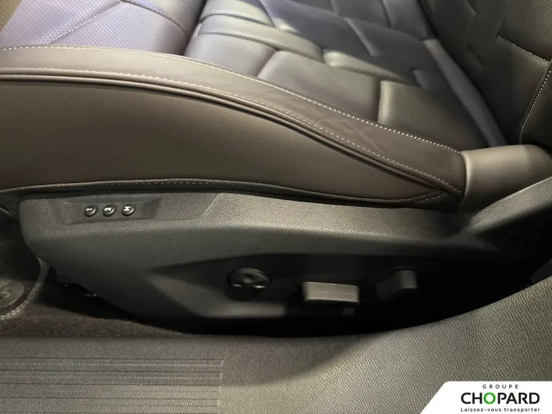 Image secondaire du véhicule 19