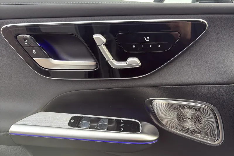 Image secondaire du véhicule 40