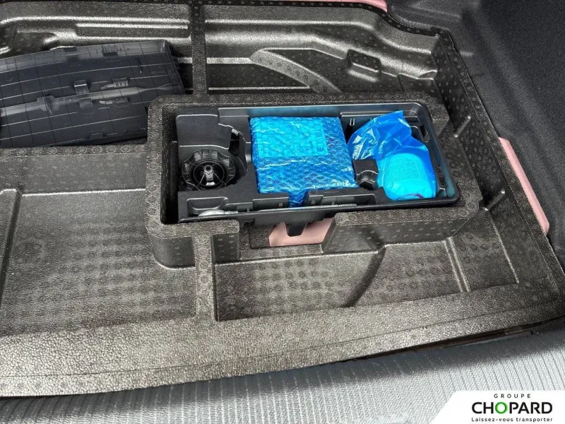 Image secondaire du véhicule 27