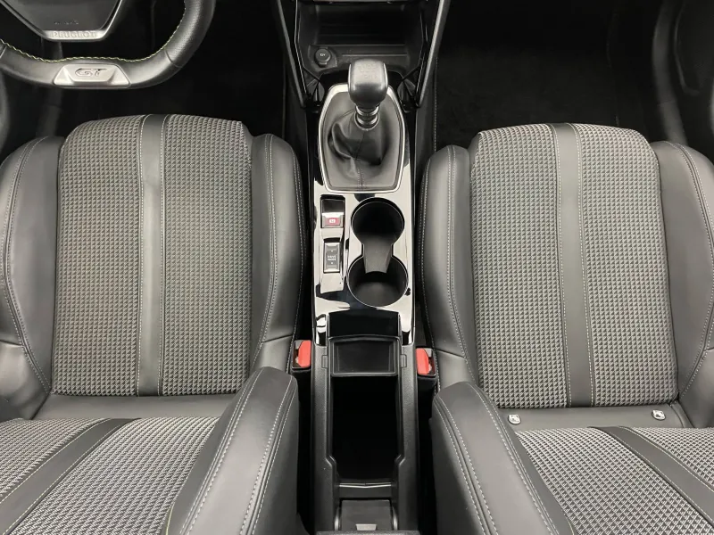 Image secondaire du véhicule 28