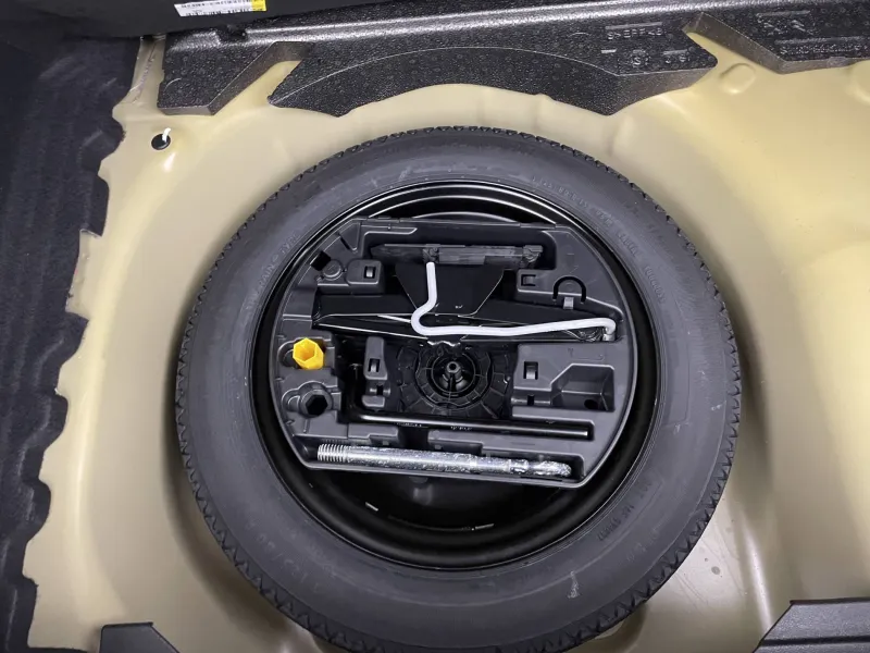 Image secondaire du véhicule 33