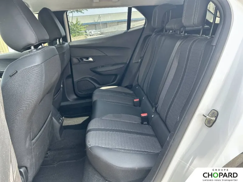 Image secondaire du véhicule 12