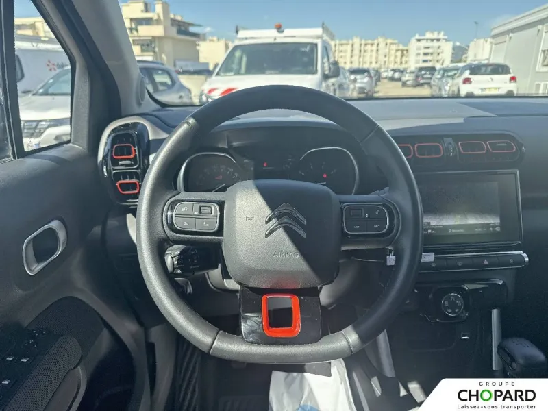 Image secondaire du véhicule 18