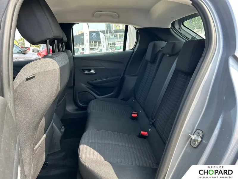 Image secondaire du véhicule 12