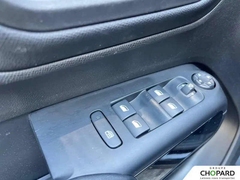 Image secondaire du véhicule 11