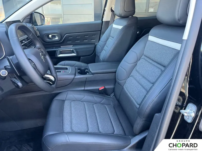 Image secondaire du véhicule 12