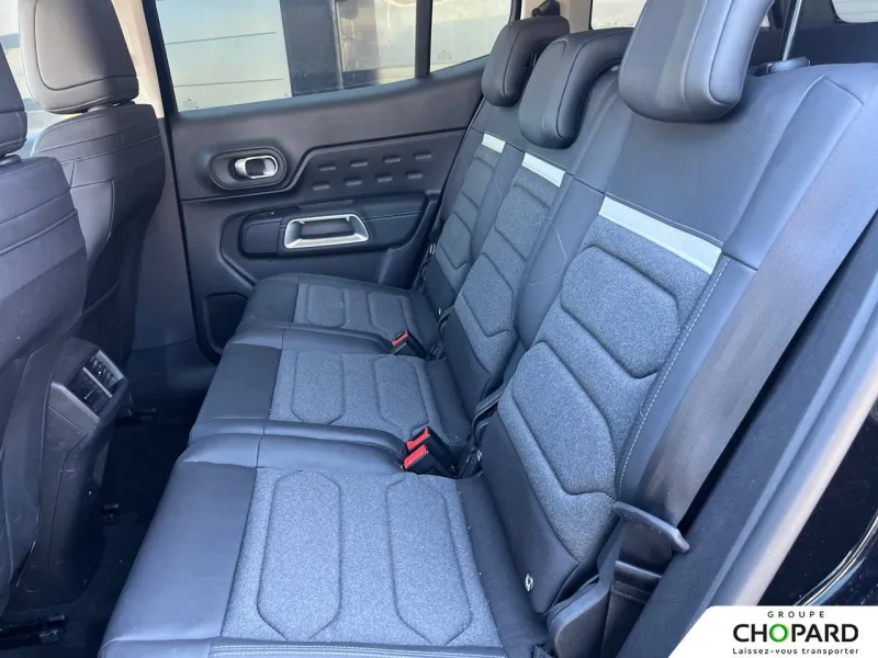 Image secondaire du véhicule 22