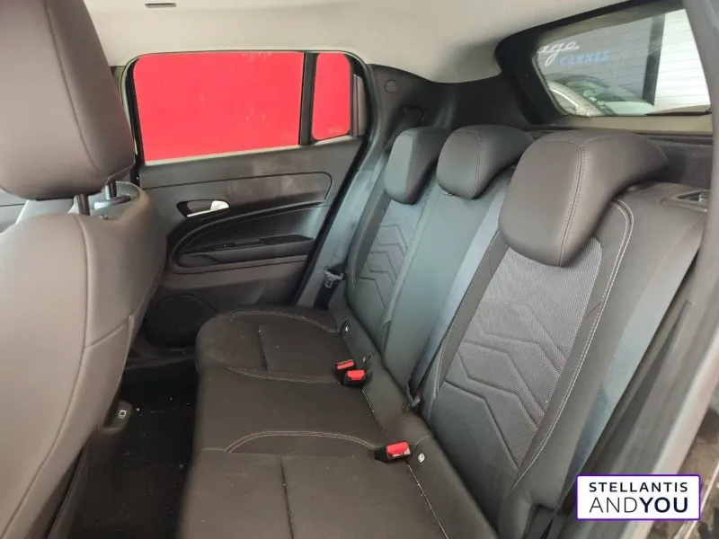 Image secondaire du véhicule 11