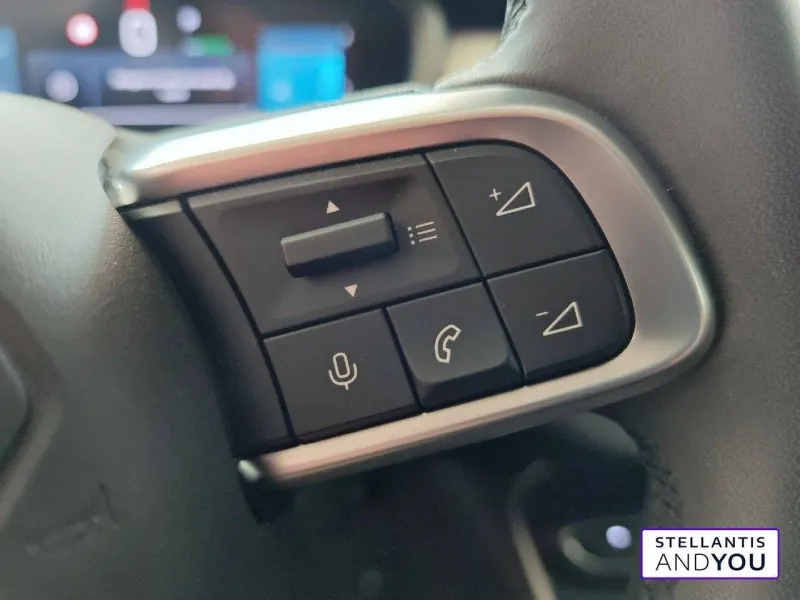 Image secondaire du véhicule 23