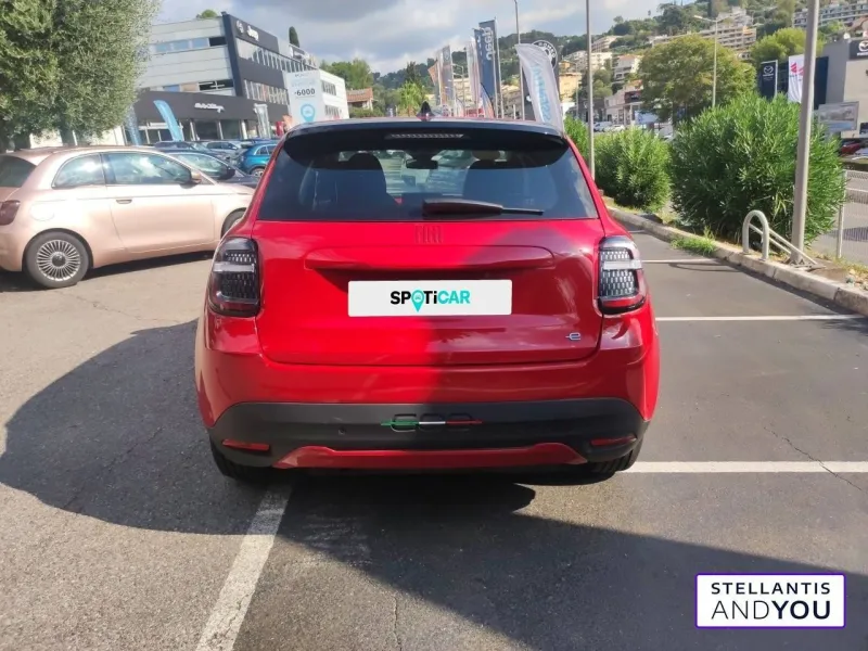 Image secondaire du véhicule 6