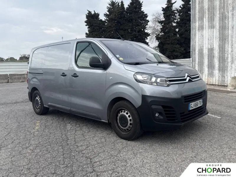 Image secondaire du véhicule 4