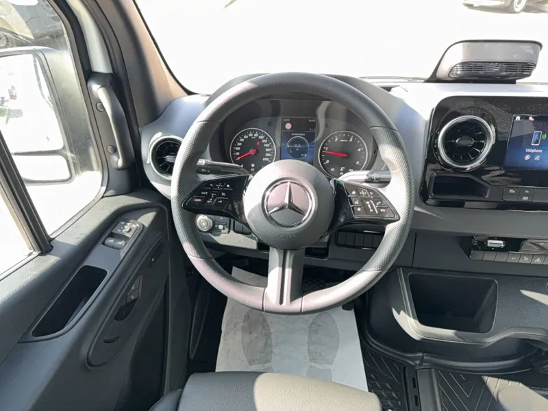 Image secondaire du véhicule 3