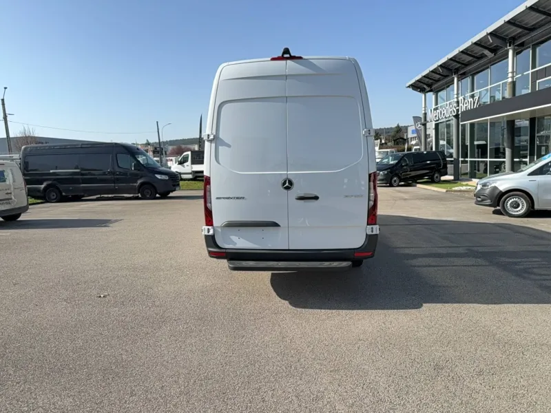 Image secondaire du véhicule 7