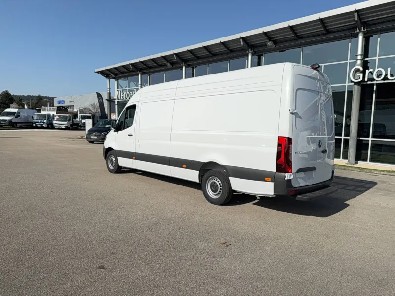 Image secondaire du véhicule 8