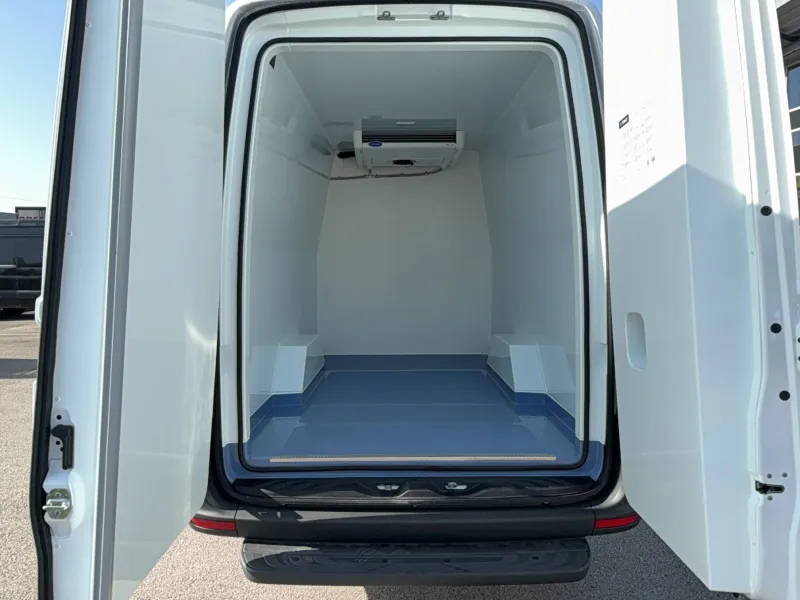 Image secondaire du véhicule 9