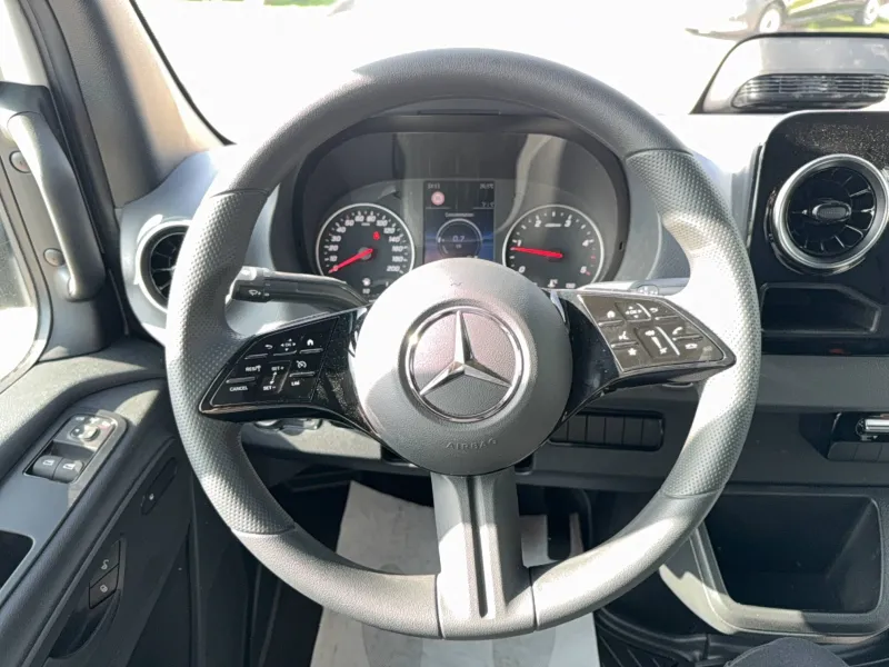 Image secondaire du véhicule 15