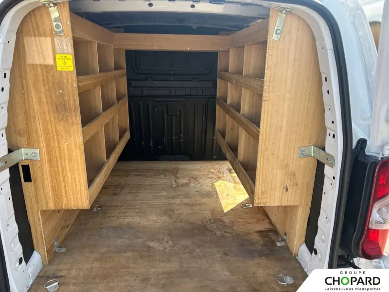 Image secondaire du véhicule 9