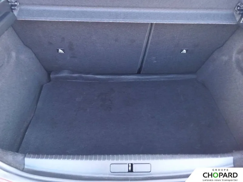 Image secondaire du véhicule 9