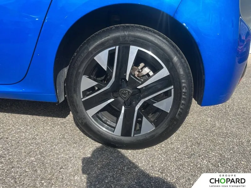 Image secondaire du véhicule 12