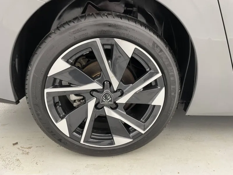 Image secondaire du véhicule 37