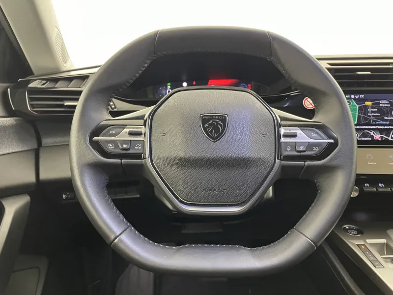 Image secondaire du véhicule 44