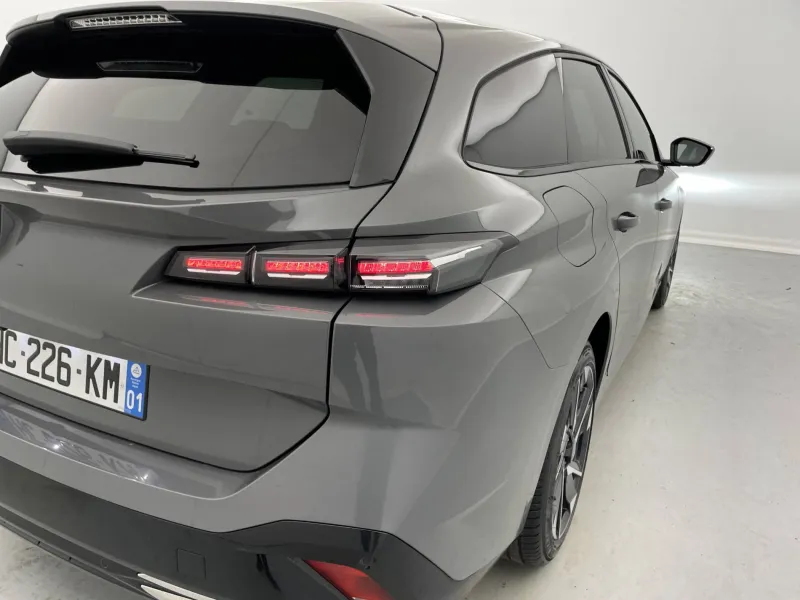 Image secondaire du véhicule 60