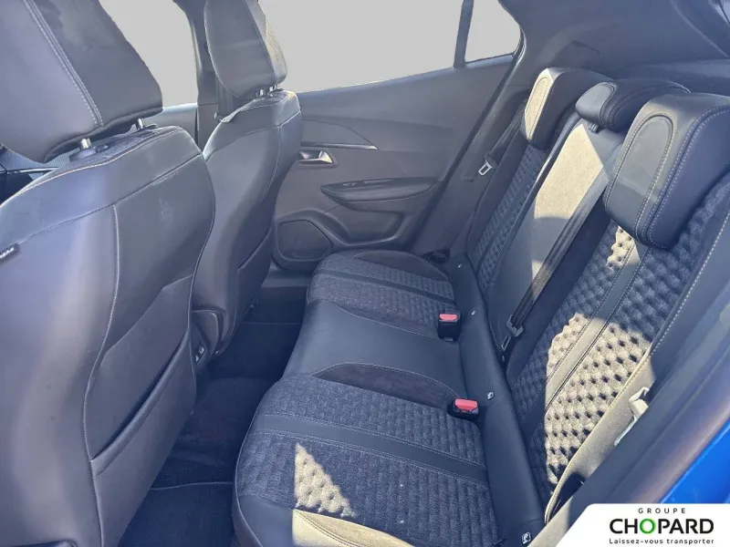 Image secondaire du véhicule 9