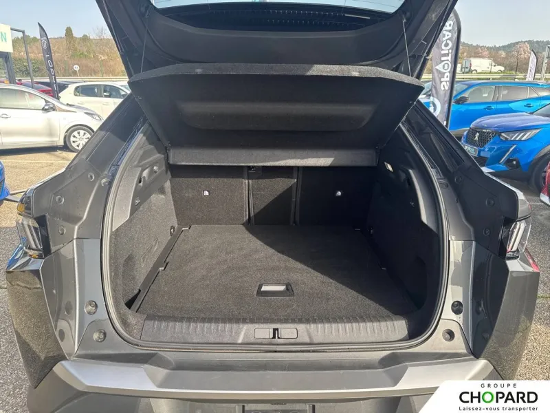 Image secondaire du véhicule 9