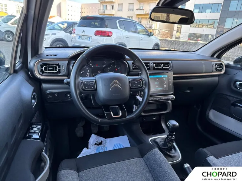 Image secondaire du véhicule 11