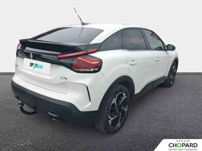 Image secondaire du véhicule 9