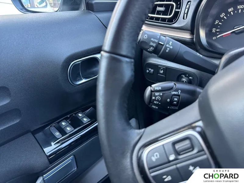 Image secondaire du véhicule 19