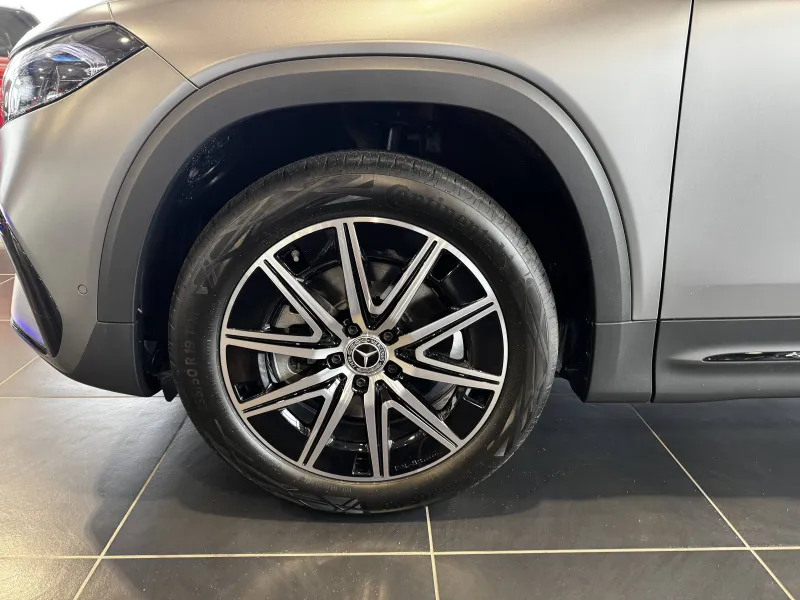 Image secondaire du véhicule 10