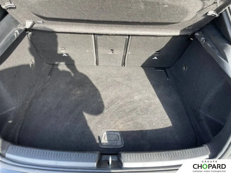 Image secondaire du véhicule 9