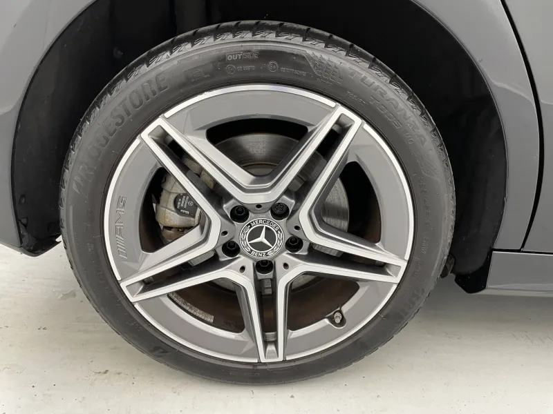 Image secondaire du véhicule 35