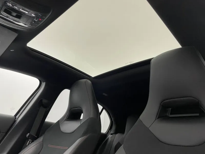 Image secondaire du véhicule 38