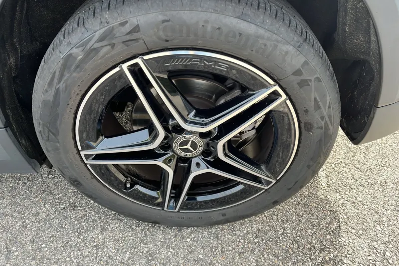 Image secondaire du véhicule 11