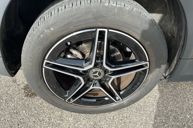 Image secondaire du véhicule 12