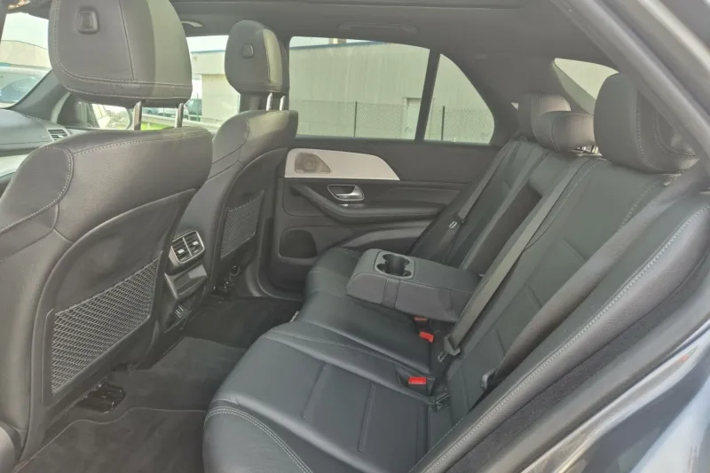 Image secondaire du véhicule 12