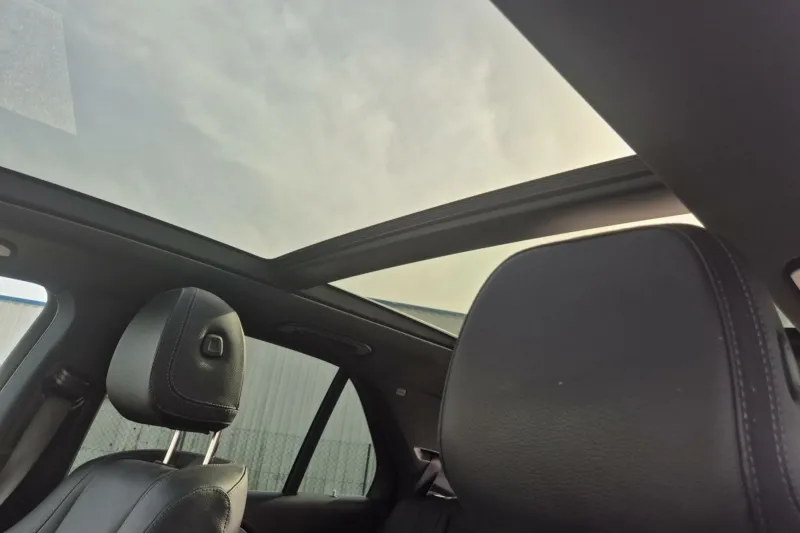 Image secondaire du véhicule 23